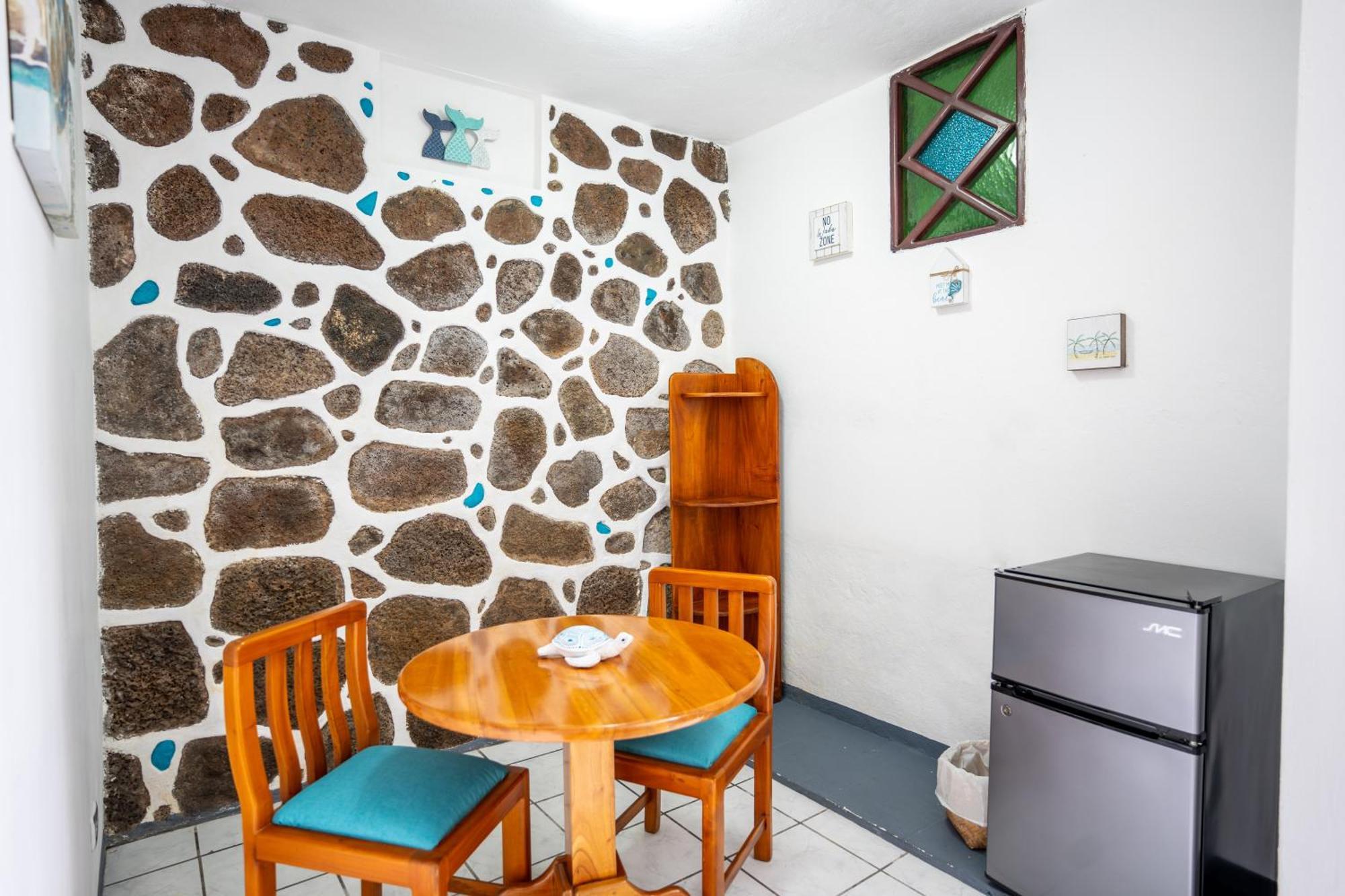 Maidith Galapagos Inn 푸에르토아요라 외부 사진